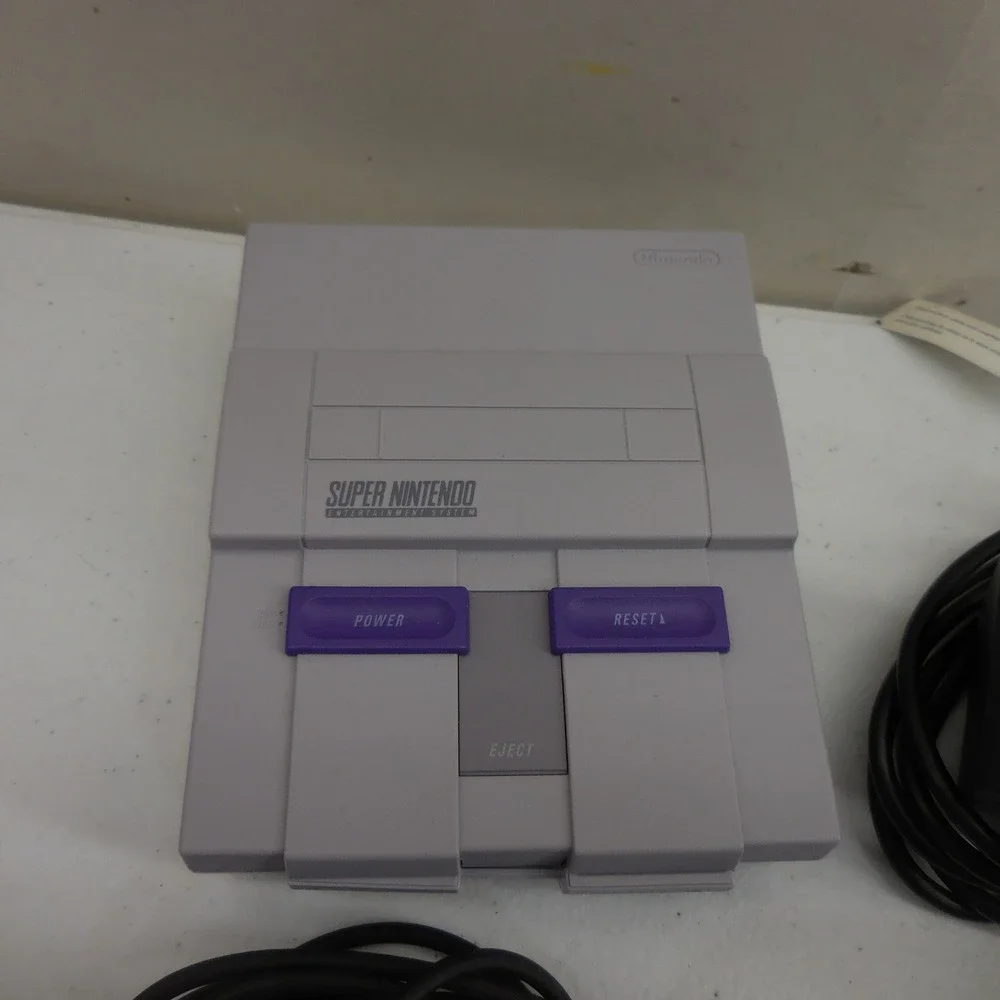 Nintendo Super NES Classic Edition SNES Mini Console CLV-201 2 Controllers Gray